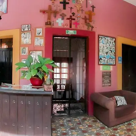 Casa De Huespedes Libertad By Rotamundos Hotel
